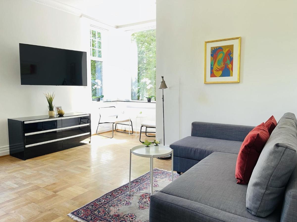 Aday - Aalborg Mansion - Open Bright Apartment With Garden Εξωτερικό φωτογραφία
