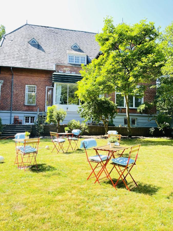 Aday - Aalborg Mansion - Open Bright Apartment With Garden Εξωτερικό φωτογραφία